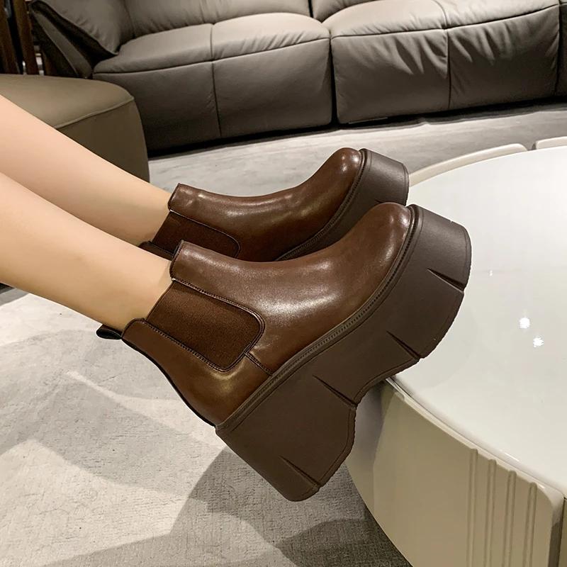 8 см каблуки Зимние женские кожаные массивные ботильоны Осенние ботинки на высокой платформе Женские на толстой подошве Нескользящие мотоботильоны