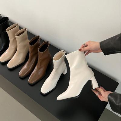 Ботильоны на высоком толстом каблуке, корейские короткие ботинки, женские 2025, новые весенне-осенние французские маленькие ботильоны, ботинки Мартин, облегающие ботинки