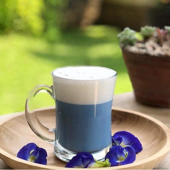 СИНИЙ ЧАЙ - Индийский чай масала - Подается на индиго - Успокаивающий чай масала - 50 грамм - 50+ чашек | ПРЯНЫЙ ЧАЙ МАСАЛА | Имбирь, кардамон, корица