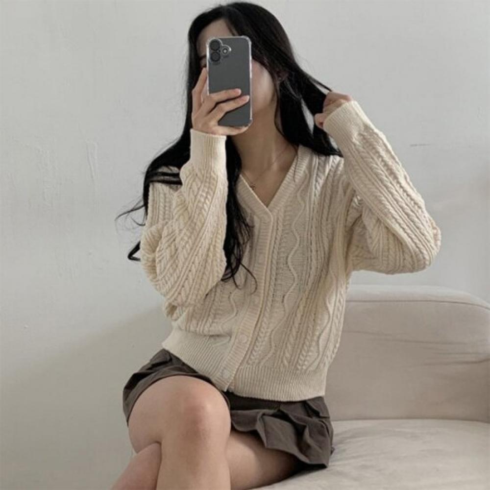 New ArriVals Open Run Fisher Cardigan V Neck Classic Cable Knit