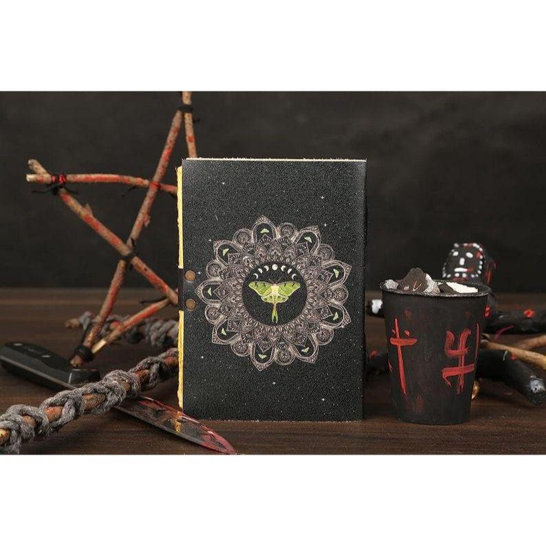 Кожаный дневник Luna Moth: Пустая Книга Теней, винтажный замок