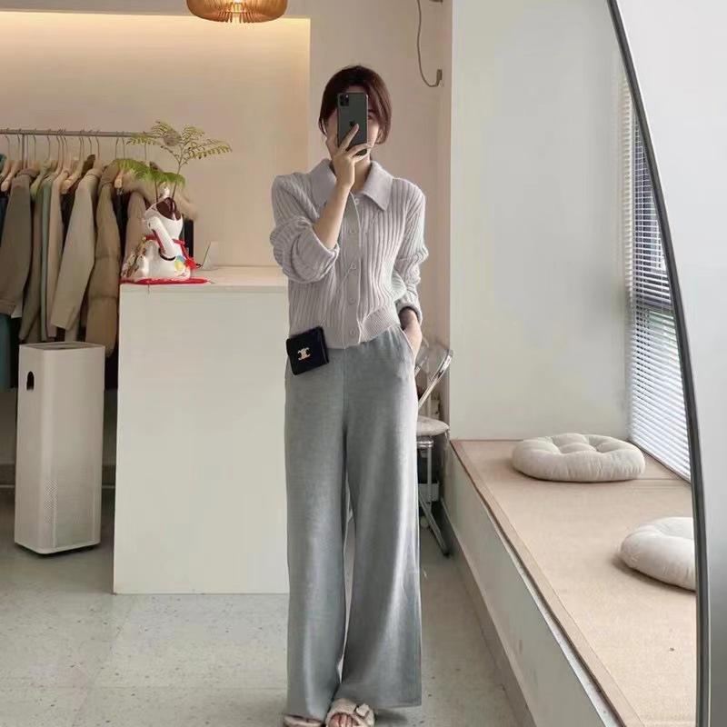 Chic Women's Ribbed Wool POLO Collar Short-Sleeve Knit Cardigan - Autumn/Winter Petite Outerwear.