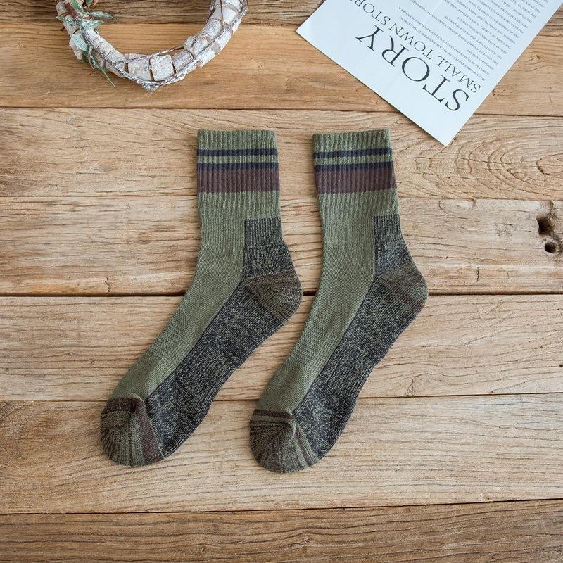 Мужские зимние махровые носки Color Block - модный дизайн средней длины