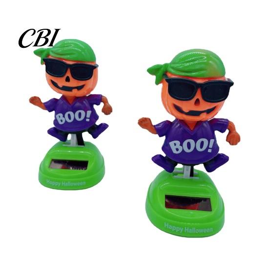 Festive Car Decoration Halloween Solar Ornament, Pumpkin Pirate Swinging Figurine, ABS Plastic Ornament Dancing Shaking Head Dashboard Decoration,