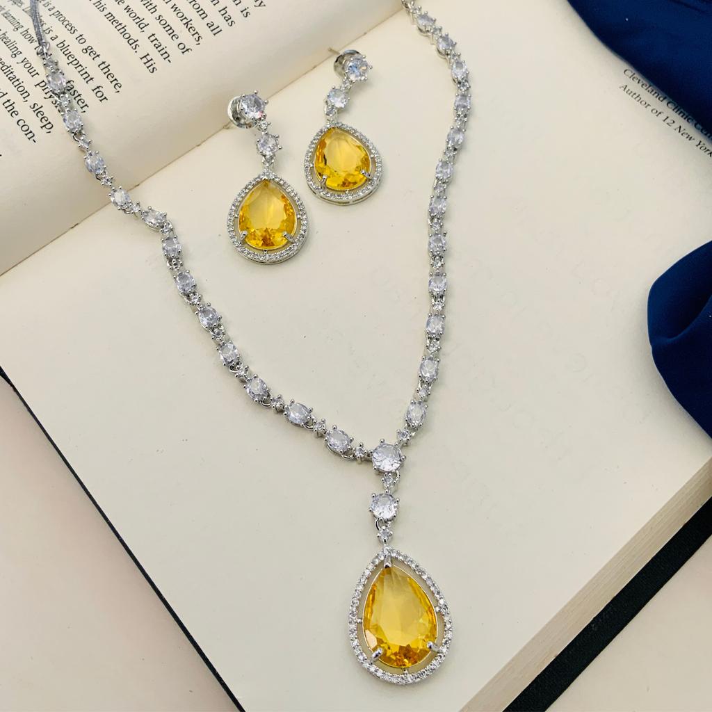 Silver Plated Diamond Round Necklace Set Diamond Necklace Set for Women