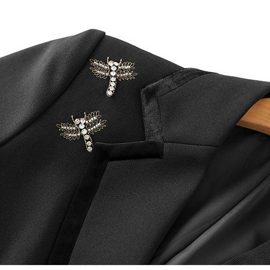 Элегантный женский пиджак-жакет ранней осени с бархатной отделкой, двубортный, с тяжелыми шипами, стразами и вышивкой в виде стрекозы