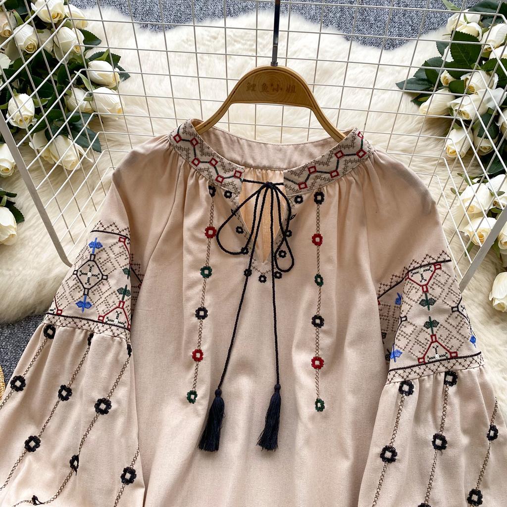 Элегантная блузка на шнуровке с вышивкой, длинным рукавом и плиссировкой. Шикарный винтажный топ с V-образным вырезом. Женская модная рубашка для весны, вечеринки по случаю дня рождения, Y2k.