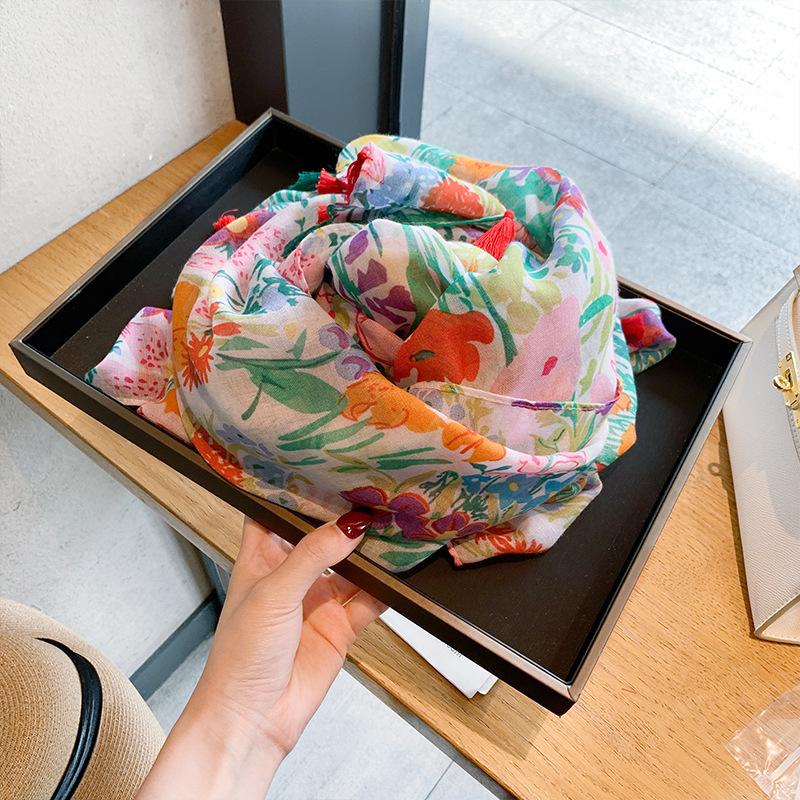 Silk scarf women's summer sunscreen high-end shawl scarf versatile light luxury yarn new women's printed silk scarf