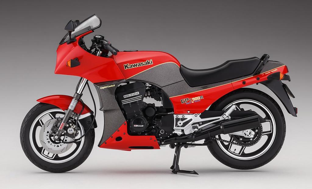 Hasegawa Kawasaki GPZ900R 1984 Plastic Model BK19 1/12 (A1)