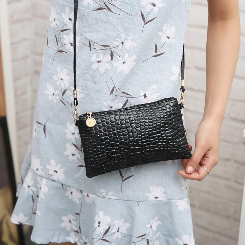 Patent Leather Bag Trendy Shoulder Bag Women's Japanese and Korean Coin Bag Crocodile Pattern Crossbody Bag Mobile Phone Coin Wallet