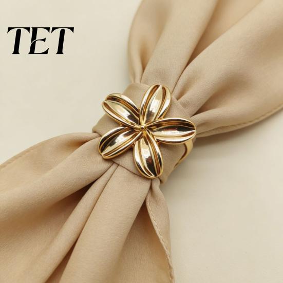 Delicate Neckline Shape Tool Scarf Rings for Women, Metal Flower Ring Buckle And Slides, Shirt Fastener Tightener Ties Clip Silk Scarf, Shawl, Blouse,