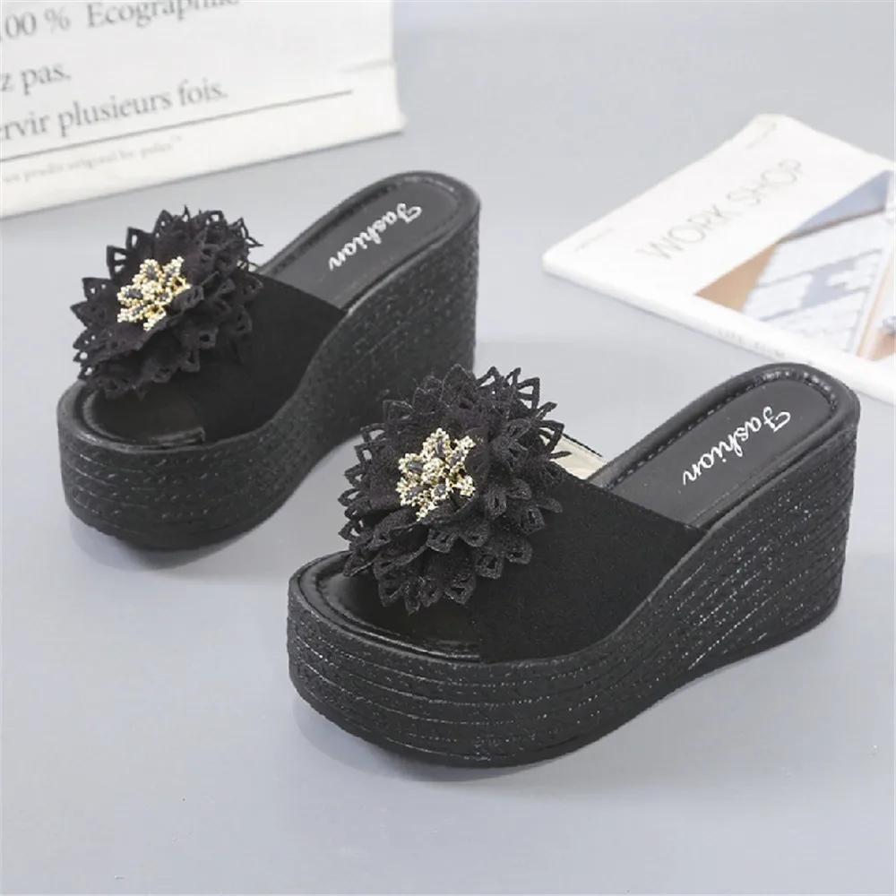 Модные летние тапочки с цветочным принтом, женские модные босоножки со стразами, сексуальные открытые босоножки на платформе и танкетке, большие размеры 34-43, туфли на высоком каблуке