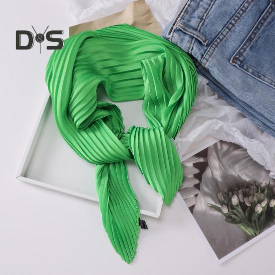 Women Pleated Scarf Solid Color Lightweight Breathable Scarf Soft Comfortable All-Season Shawl Scarf Everyday Wear