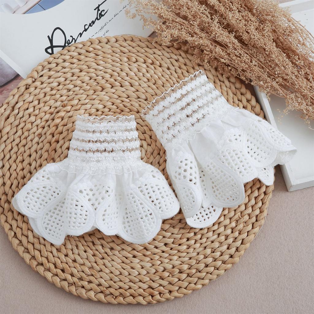 Women Detachable Sleeve Fake Cuffs Female Lace Thin Pleated Flare Sleeve False Cuffs Ruffles Wristband Decorative Accessory