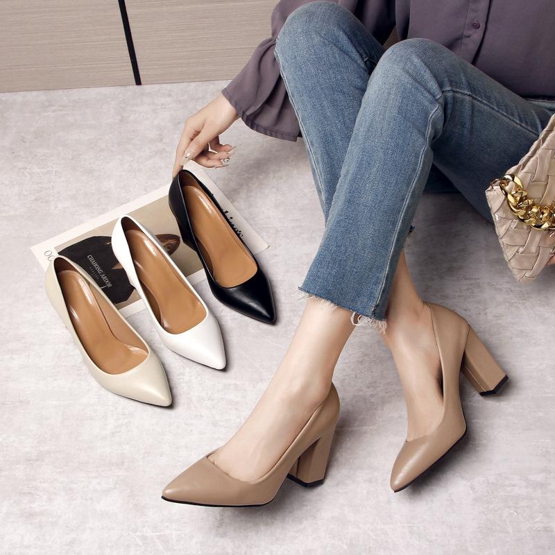 Однотонные туфли на высоком каблуке женские с острым носком легкие туфли-лодочки большого размера темперамент толстый каблук рабочая женская обувь женская мода
