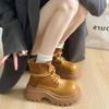 Retro British Martin Boots Women's 2025 Autumn New Fried Street High-end Thick-soled Heightening Short Tooling Boots