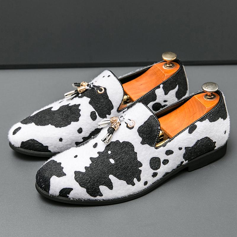 Роскошные Новые Дизайнерские Черные Белые Лоферы с Кисточками из Смешанной Кожи для Мужчин Повседневная Свадебная Формальная Обувь Zapatos Hombre
