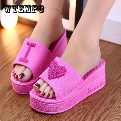 Тапочки женские, милые сандалии и тапочки на толстой подошве с персиковым сердечком, домашняя ванная комната, шлепанцы на среднем каблуке с мягкой подошвой, нескользящая пляжная обувь