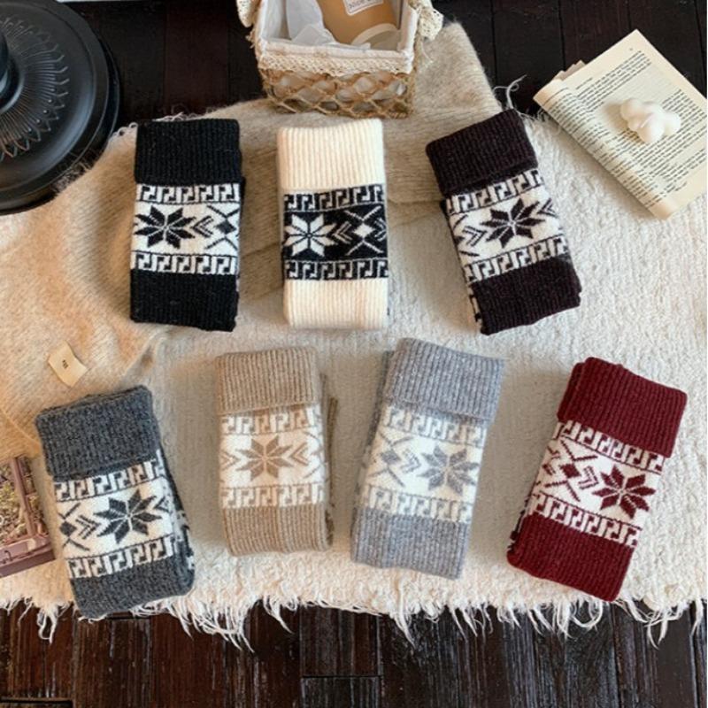 Осенне-зимние носки для женщин, толстые и теплые махровые носки из шерсти, ретро носки до икры