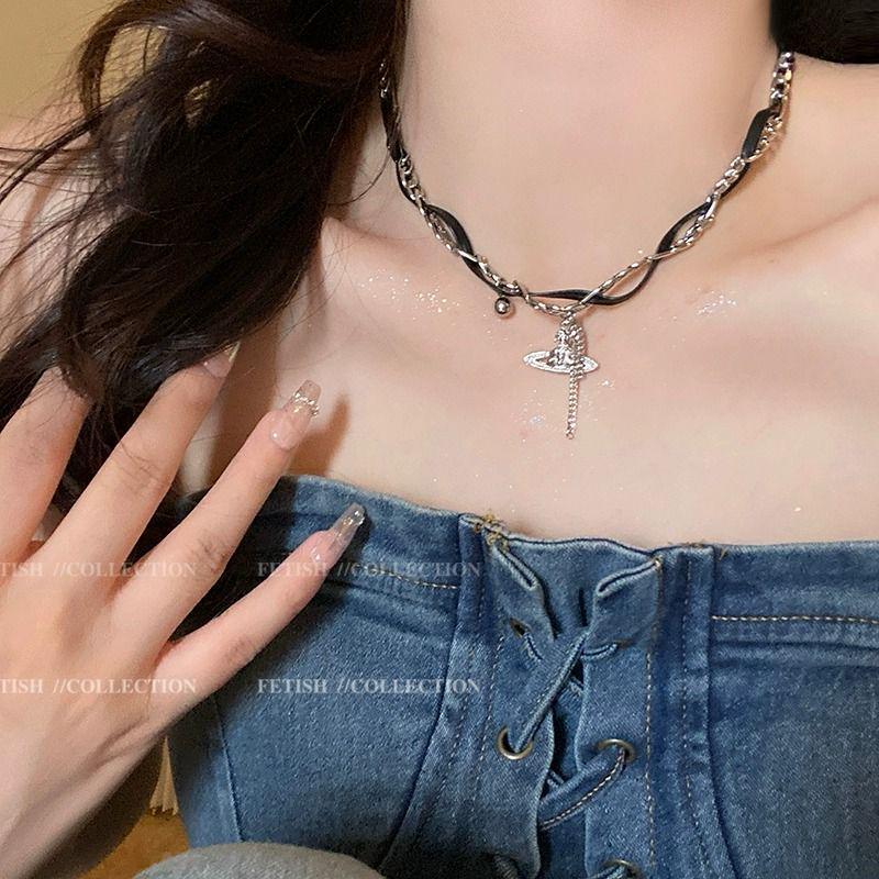 Love Heart Rivet Punk Choker Necklace - Y2K Subculture Clavicle Chain