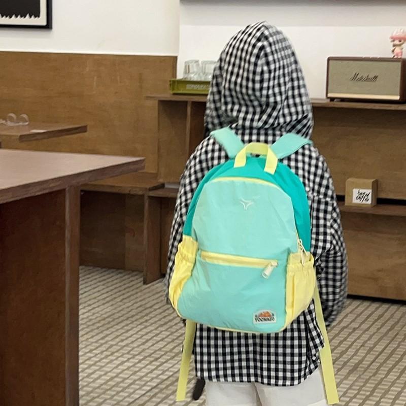 Chic Colorful Large Capacity Childrens Backpack Modern Design For Kindergarten Students