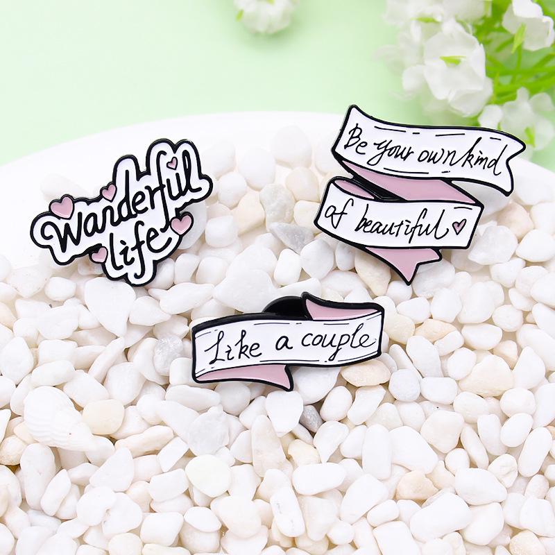 European Ribbon Series Alloy Brooch: Wonderful Life Badge
