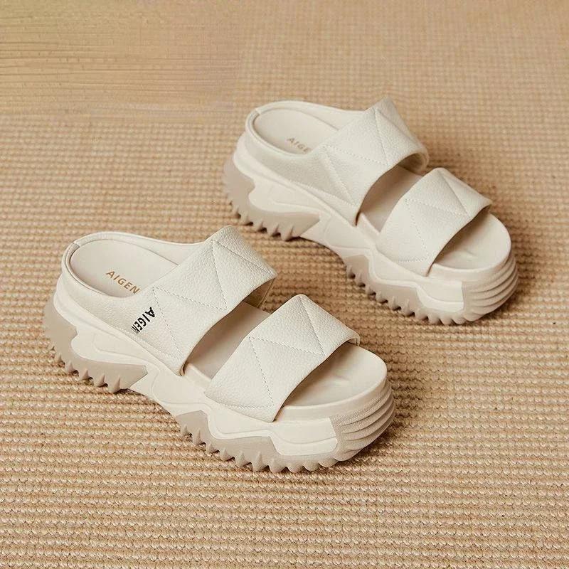 Мягкие кожаные тапочки, женские новые домашние и уличные модные тапочки на толстой подошве, трендовые противоскользящие туфли на плоской подошве, износостойкие сабо