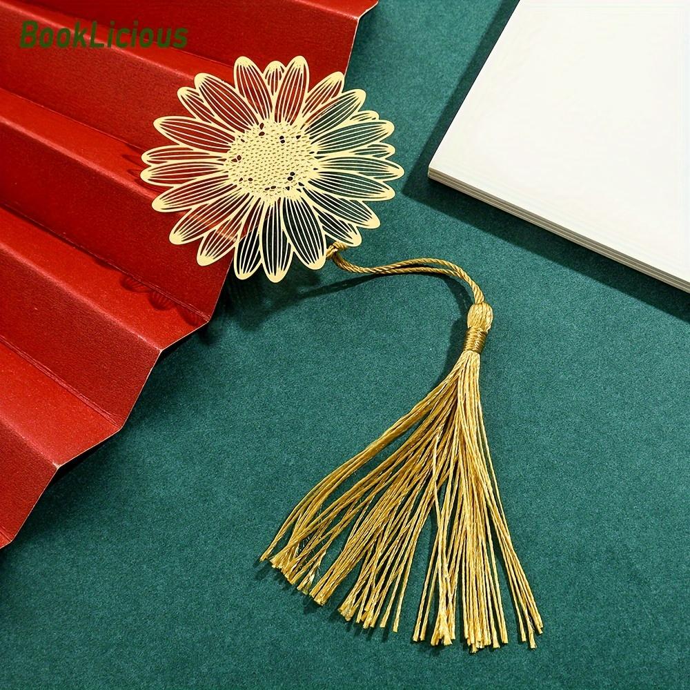 Golden Hollow Metal Bookmark Set with Tassel - Four Seasons Leaf Design - Creative Gift for Mother's Day,Birthdays