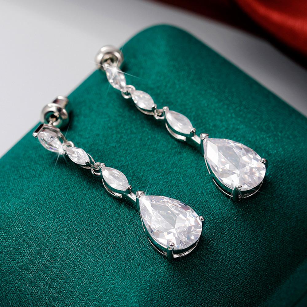 Huitan Темпераментные Свадебные Подвесные Серьги для Свадьбы Серебристого Цвета Роскошные Висячие Серьги с Цирконием Модные Женские Украшения для Ушей