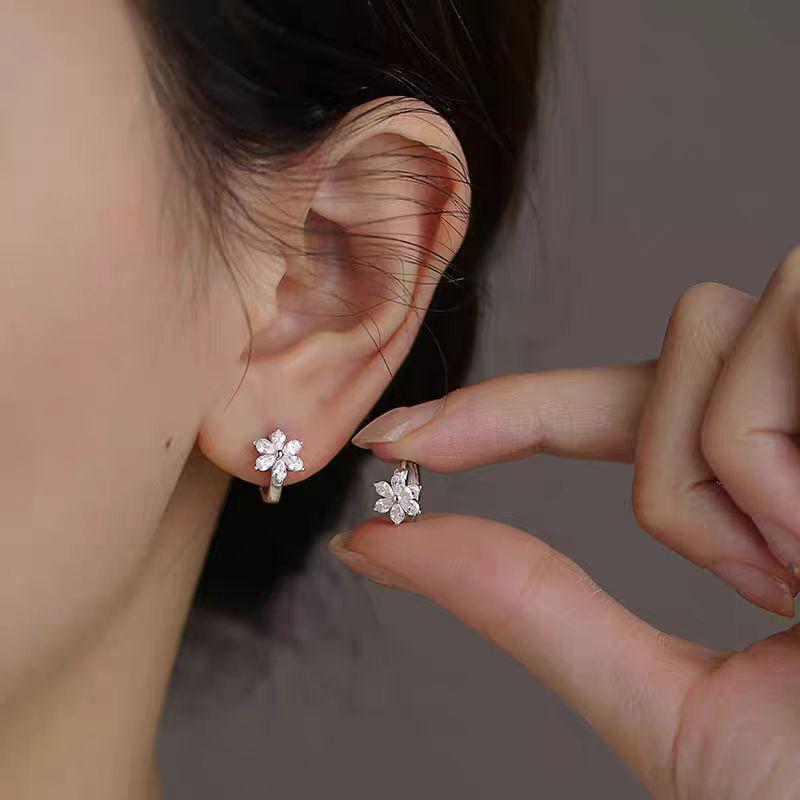 Серьги-кольца из стерлингового серебра 925 пробы: 2025 Современный Нишевый Дизайн - Элегантный и Роскошный для Женщин