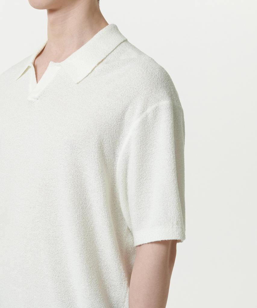 MUSINSA STANDARD Boucle Slit Neck Knitted Polo Shirt [Ivory]