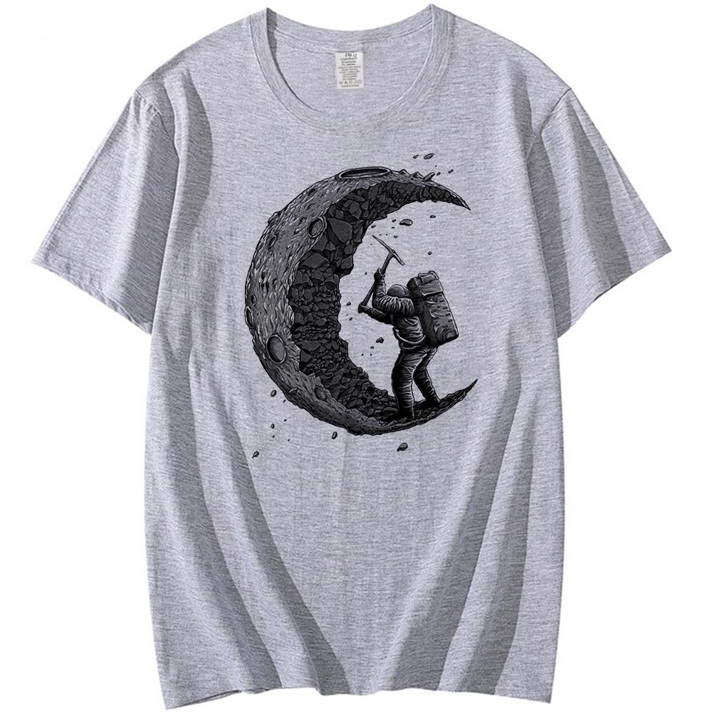 Summer Fashion Mens Oversized Creative Astronaut Tshirt Digging the Moon Print Tee Homme Hip-hop Cool Plus Size Tshirt