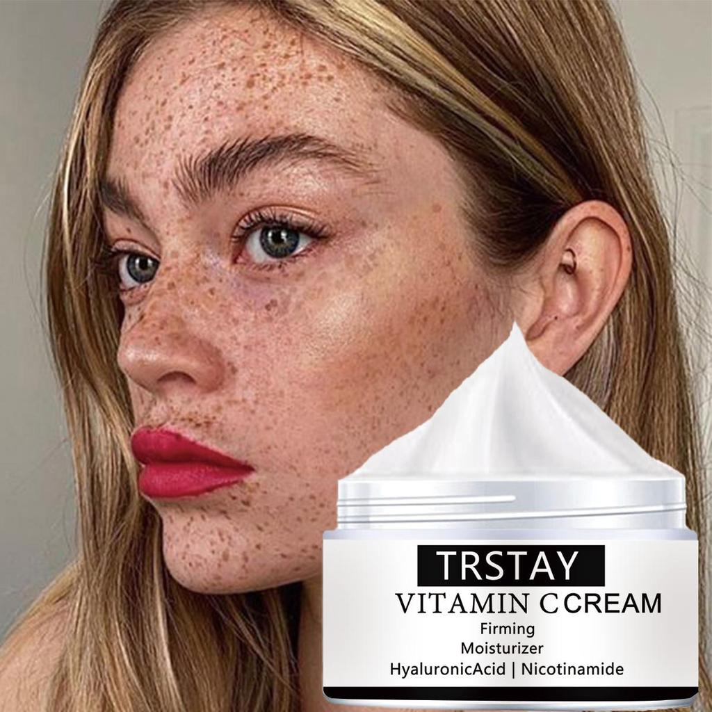 Питательный, увлажняющий и прозрачный крем с витаминами, нежный и не вызывающий раздражения, осветляет тон кожи, уменьшает мелкие морщины и улучшает состояние поврежденной кожи.