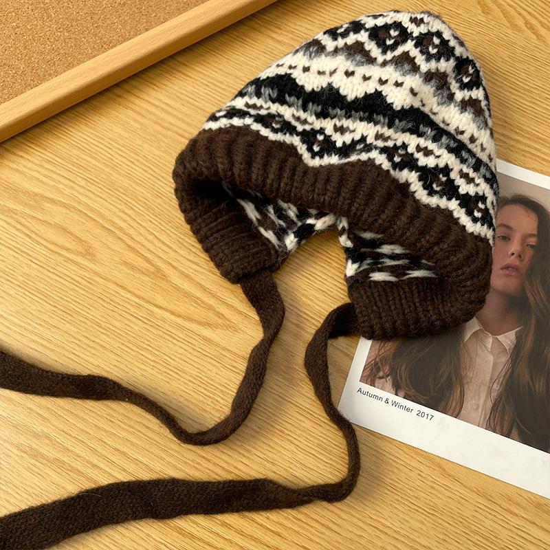 Шапка-балаклава женская зимняя, большой окружности головы, ветрозащитная и теплая, с защитой ушей, вязаная шапка, подчеркивающая лицо, маленькая шерстяная шапка