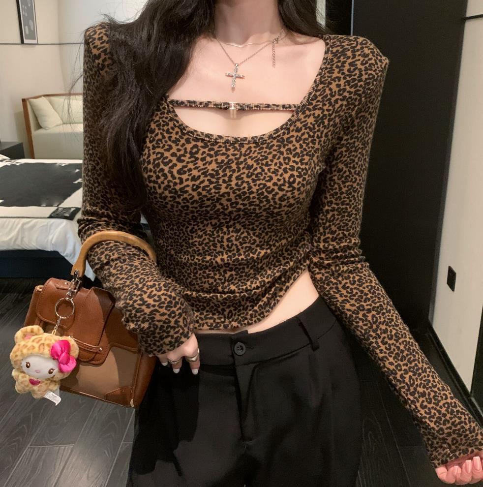 Женская футболка с длинным рукавом, облегающая, с U-образным вырезом, леопардовый принт - Европейский и американский стиль