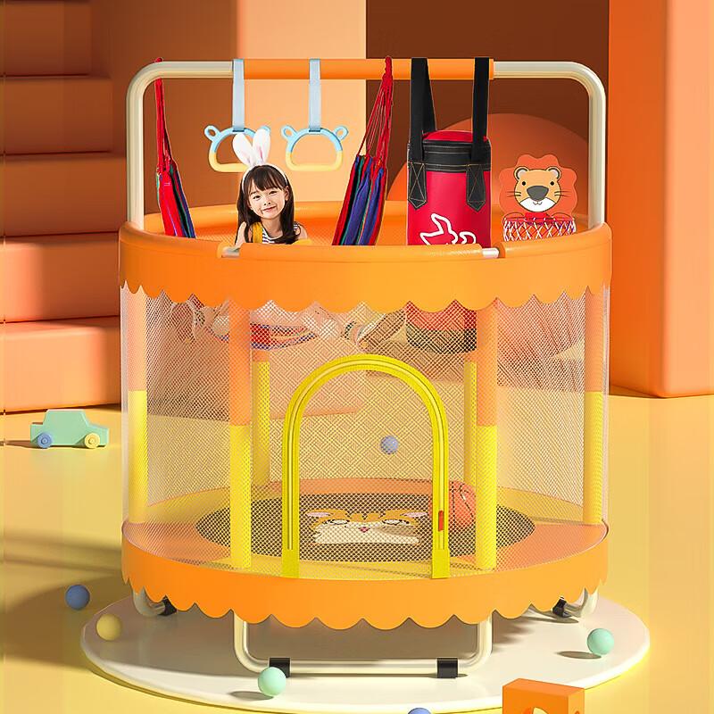 Детский комнатный батут с защитной сеткой