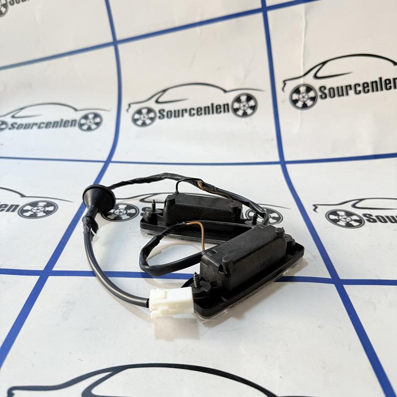 OEM Модули подсветки номерного знака в сборе для Hyundai Accent 2006-2010 Автомобильная задняя лампа номерного знака 925011E000 92501-1E000