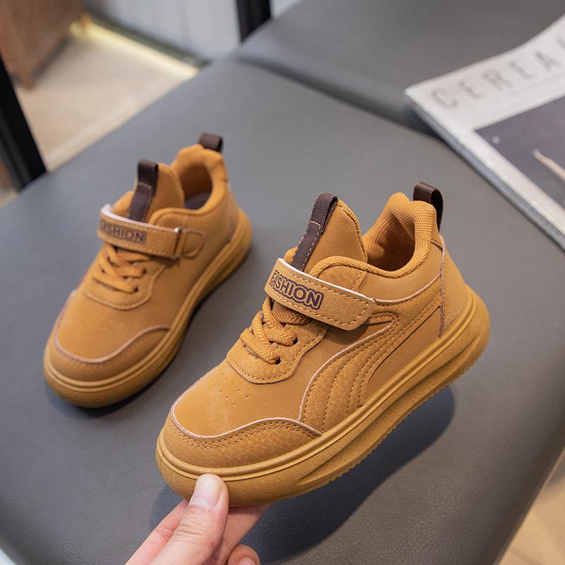 Boys and Girls Comfortable Sports Board Shoes Soft Bottom and Wear Resistance Casual Running