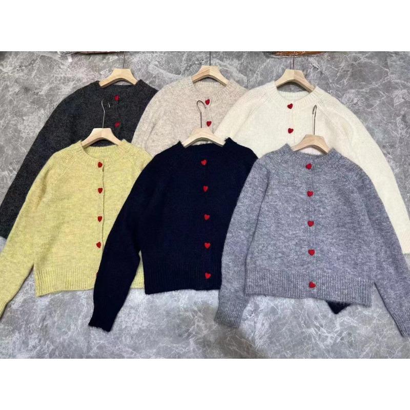 Женский осенне-зимний вязаный кардиган с круглым вырезом и пуговицей Love Button