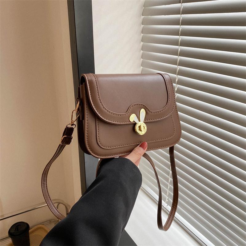 Stylish Vintage Crossbody Bag For Women In Classic Black White Brown And Khaki Perfect For Autumn Fashion