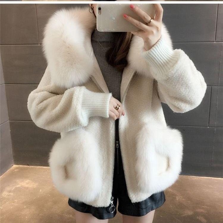Модное и теплое женское короткое пальто с капюшоном в корейском стиле из ягненка