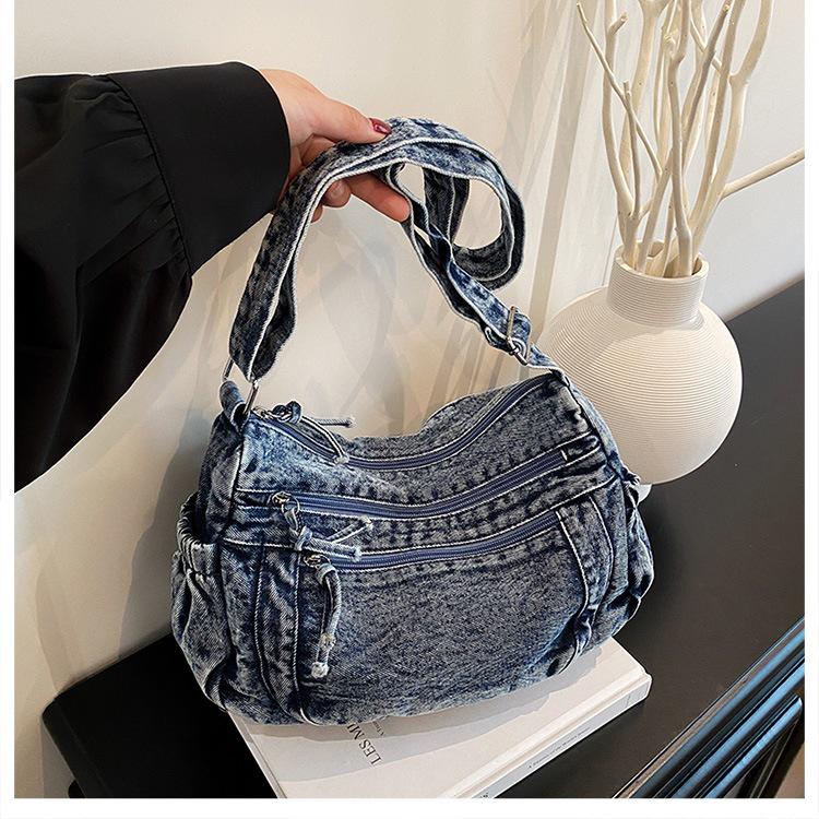 Women's Large Capacity Denim Crossbody Bag - Trendy Retro Shoulder Bag for Casual and Commute