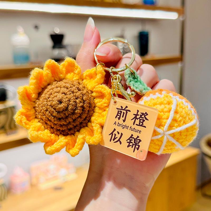 Plush Crocheted Persimmon Peanut Keychain Doll - Handmade Wool Pendant, Perfect New Year Gift