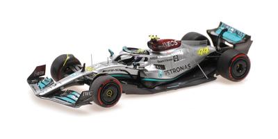 Minichamps Команда Mercedes AMG Petronas F1 W13 2022 Гран-при Бразилии Формулы-1 2-е место Хэмилтон 1/43 E-Performance #44 Л.