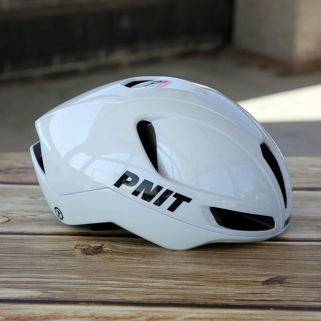 Pnit Wind-Breaking Road Cycling Helmet, Aerodynamic and Breathable Cycling Equipment, Safety Helmet, One-Piece Molding