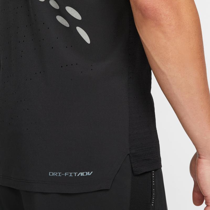 Nike Мужская черная майка для бега DM4776-010