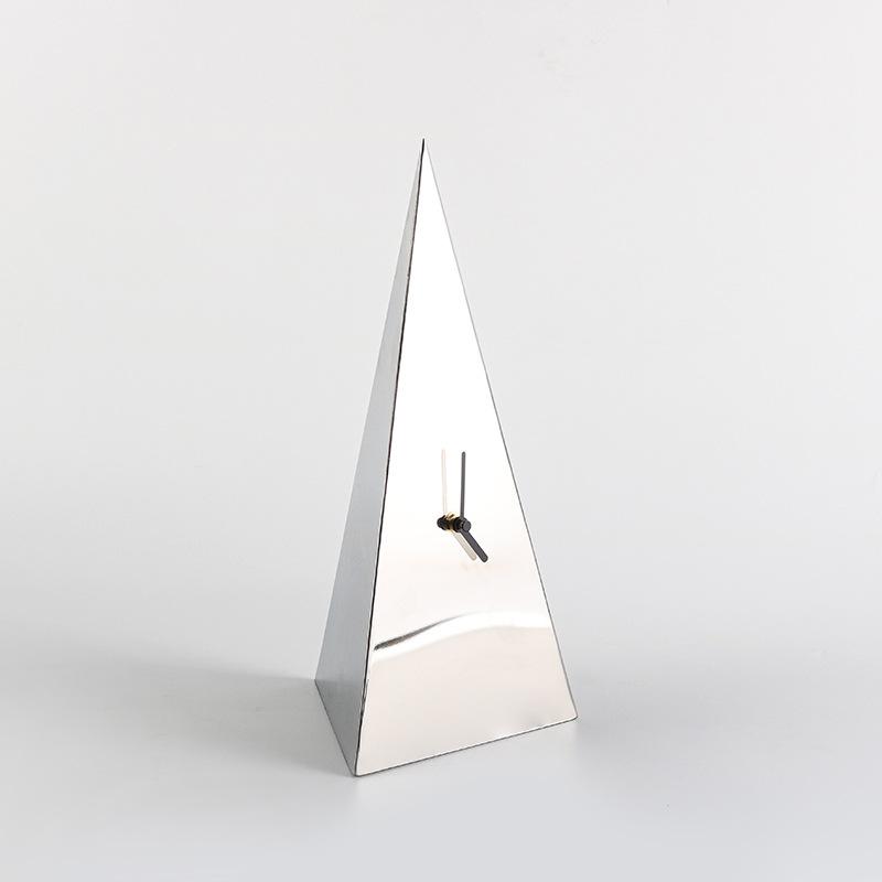 Abstract Art Triangular Clock Ornament Model House Sales Office Study Bedroom Desktop Clock Fashion Decoration