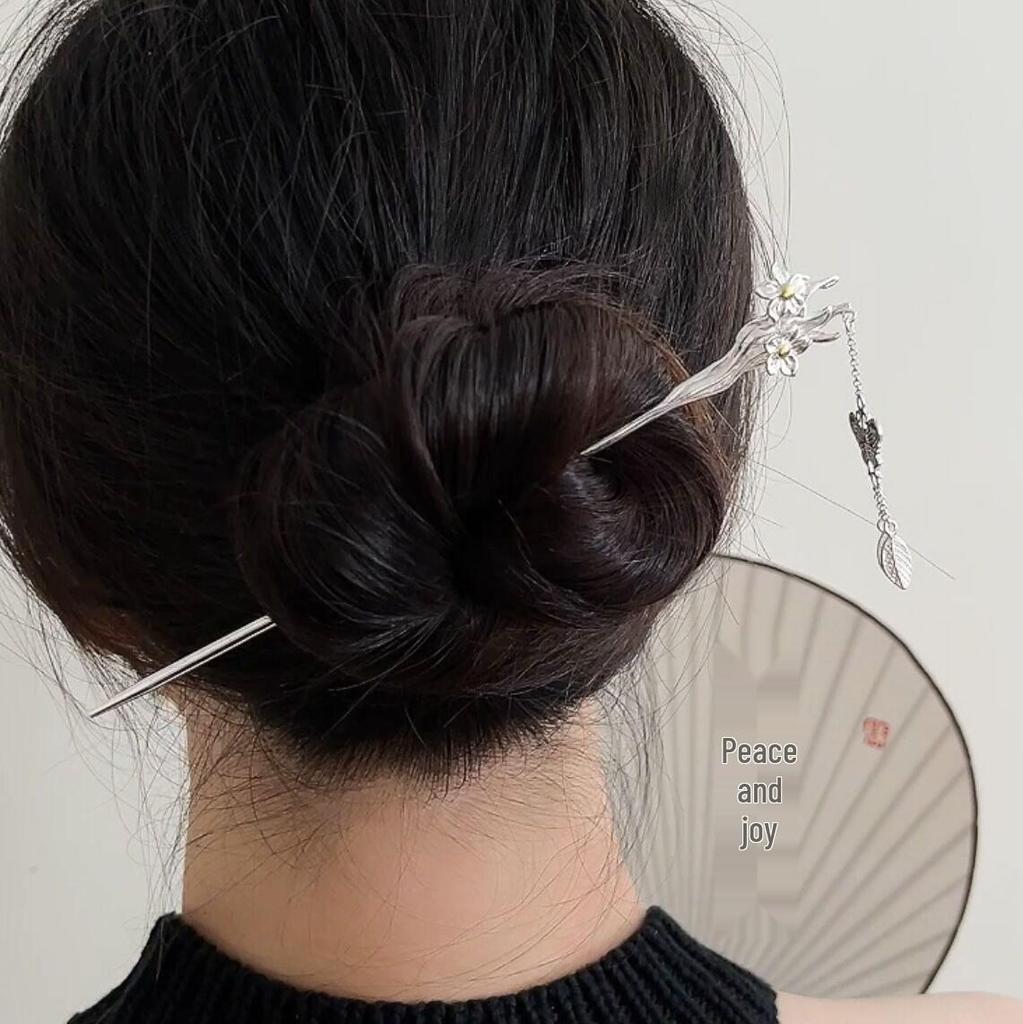 Серебряная заколка для волос с кисточкой «Нарцисс»: Современный китайский ханьфу, аксессуар для прически