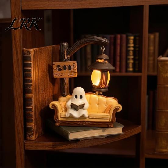 Не Страшная Милая Праздничная Фигурка Хэллоуинский Призрак Читает Книгу Лампа, Ночник с Книгой, Причудливый Декор для Вечеринки на Тему «Бу!» 3D Смола Настольный