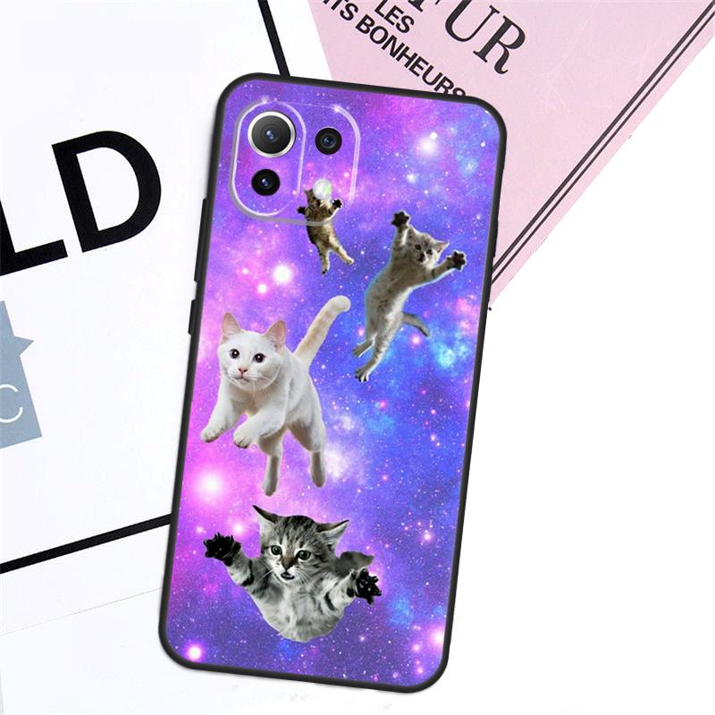 Чехол с кошкой в космосе для Xiaomi 17 Pro Max 14 15 Ultra 13T 14T 15T Pro POCO F8 F7 F5 F6 X5 X6 X7 Pro